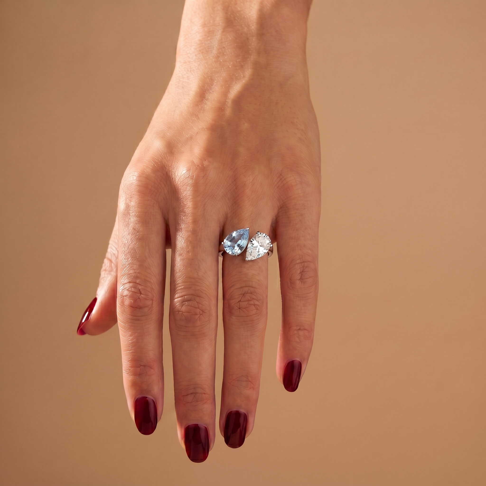 Nova Versus Ring – Light Blue Aquamarine