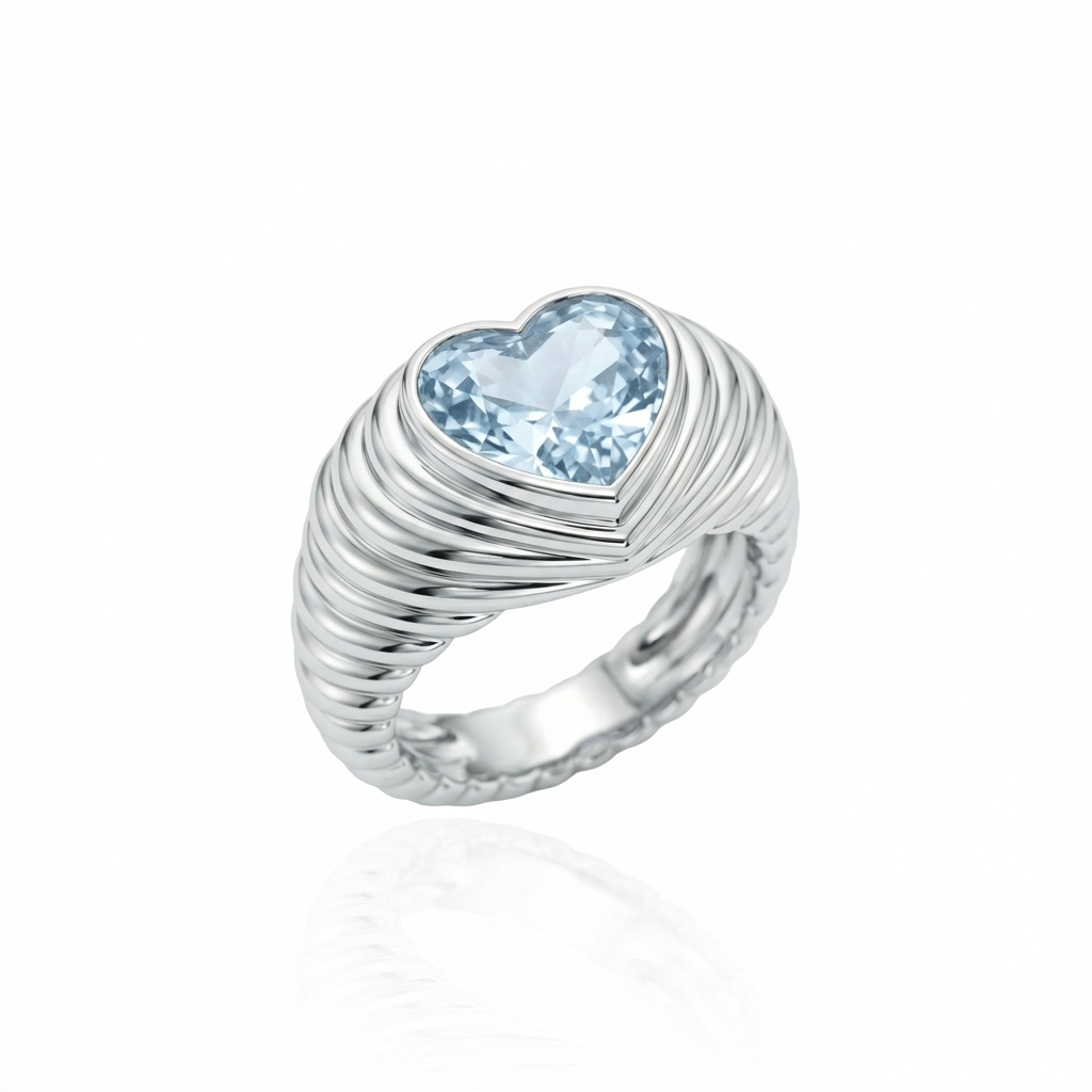 Amore Signet Ring – Light Blue Aquamarine