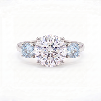Juno Trilogy Ring – Light Blue Aquamarine