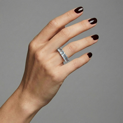 Nexus Eternity Ring – Light Blue Aquamarine