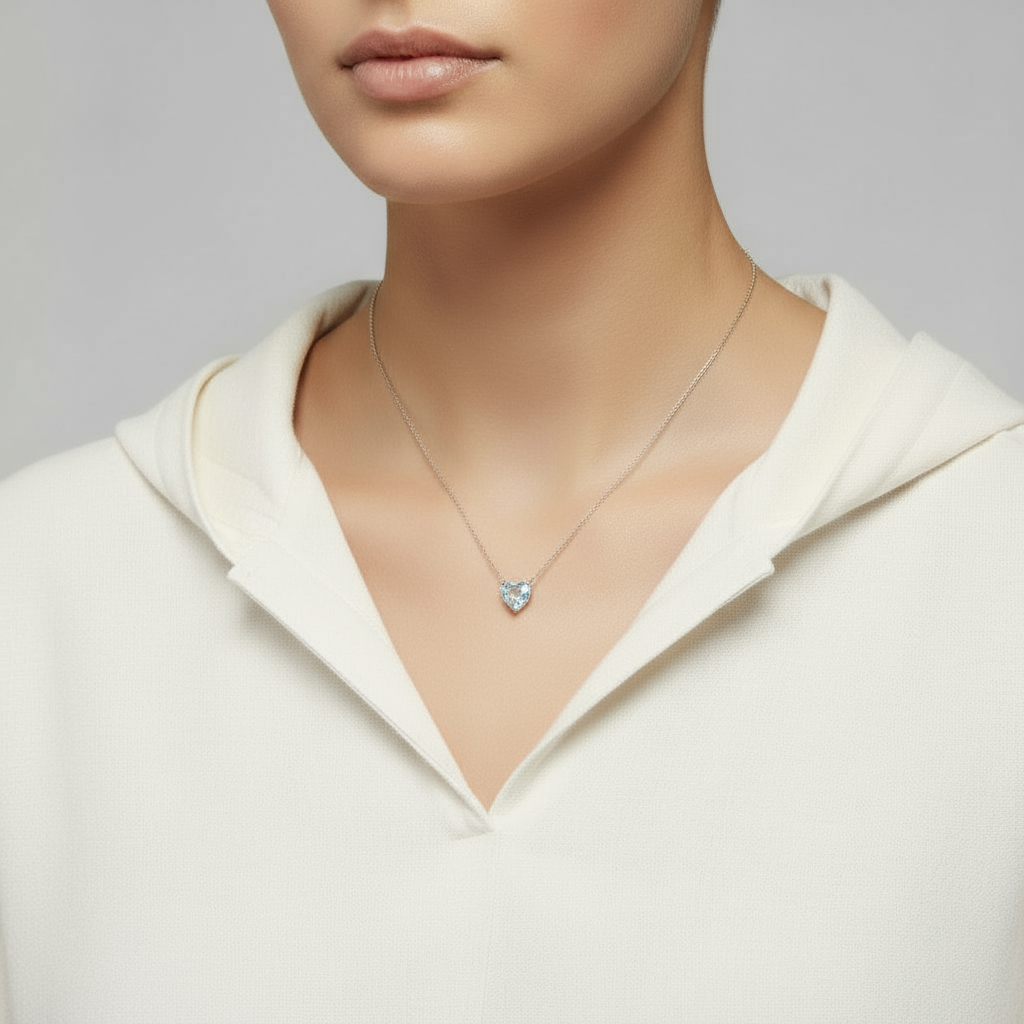 Amore Maxi Solitaire Necklace – Light Blue Aquamarine