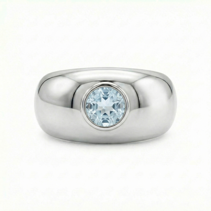 Forma Signet Ring – Light Blue Aquamarine