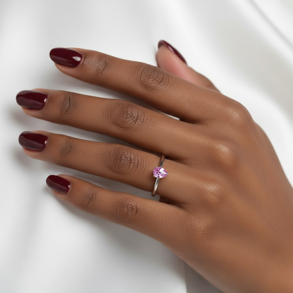 Nova Solitaire Ring – Light Pink Sapphire