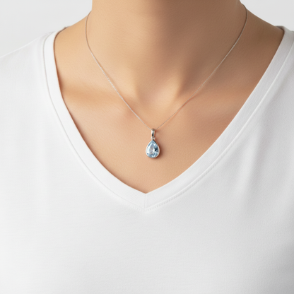 Nova Bold Solitaire Pendant – Light Blue Aquamarine