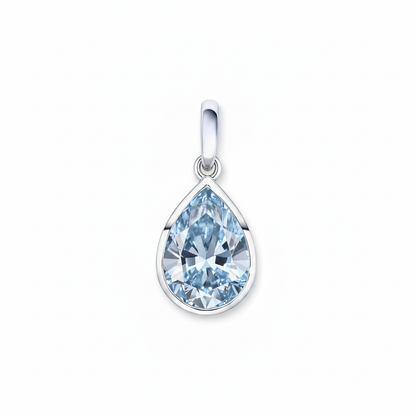 Nova Bold Solitaire Pendant – Light Blue Aquamarine