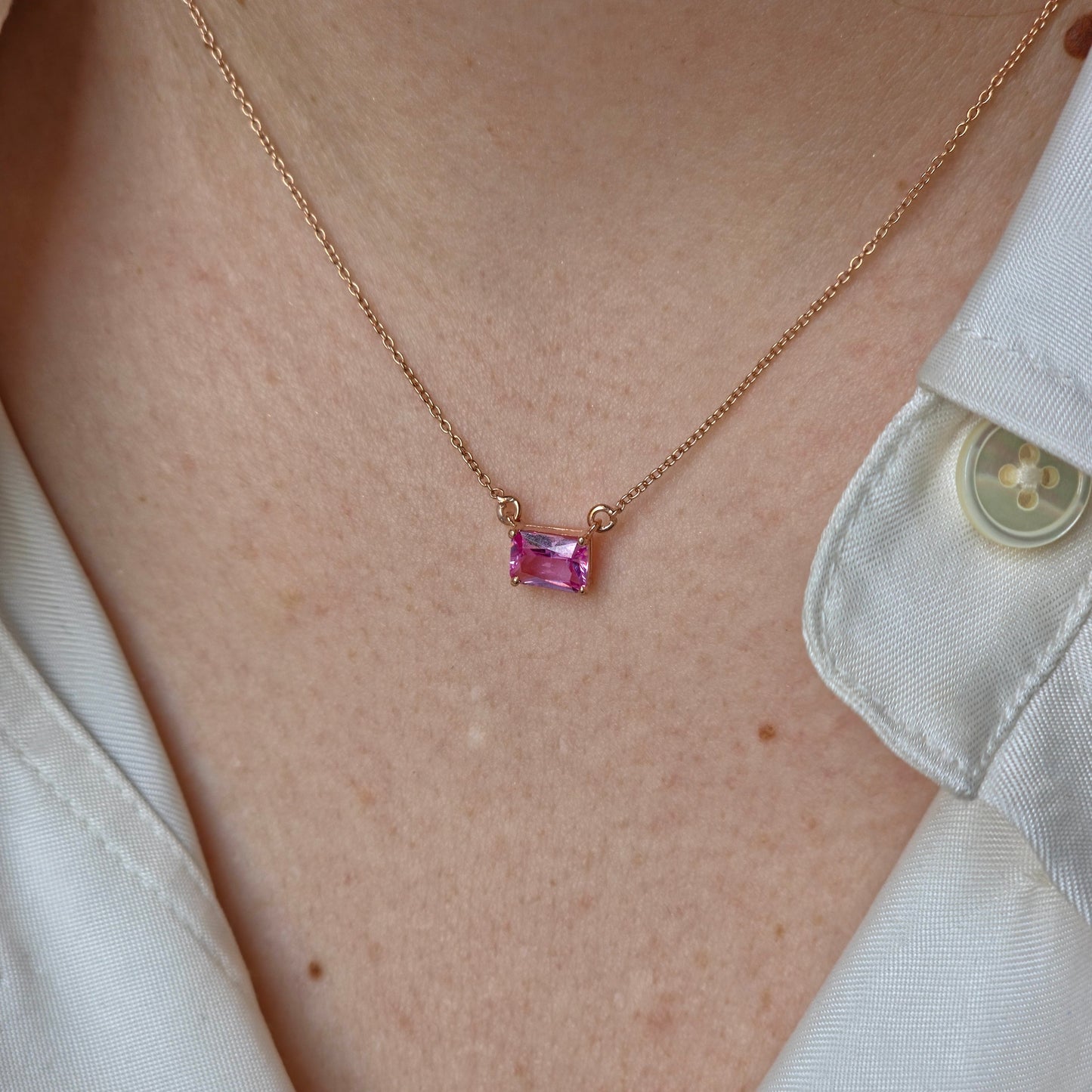 Nexus Solitaire Necklace – Light Pink Sapphire
