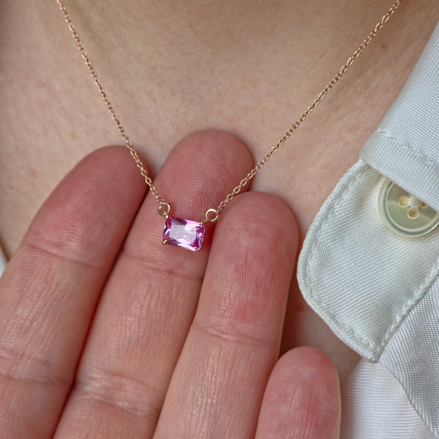Nexus Solitaire Necklace – Light Pink Sapphire