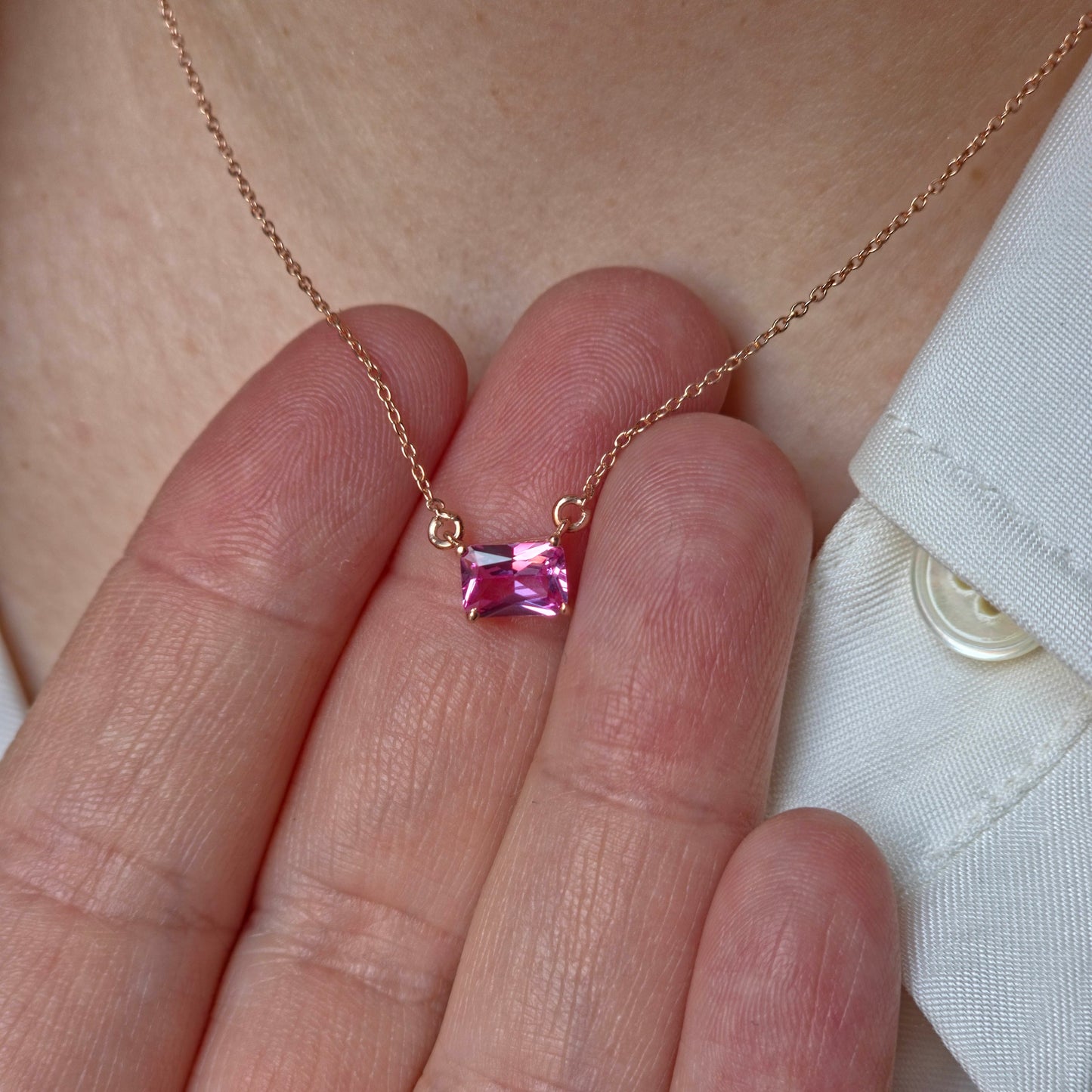 Nexus Solitaire Necklace – Light Pink Sapphire