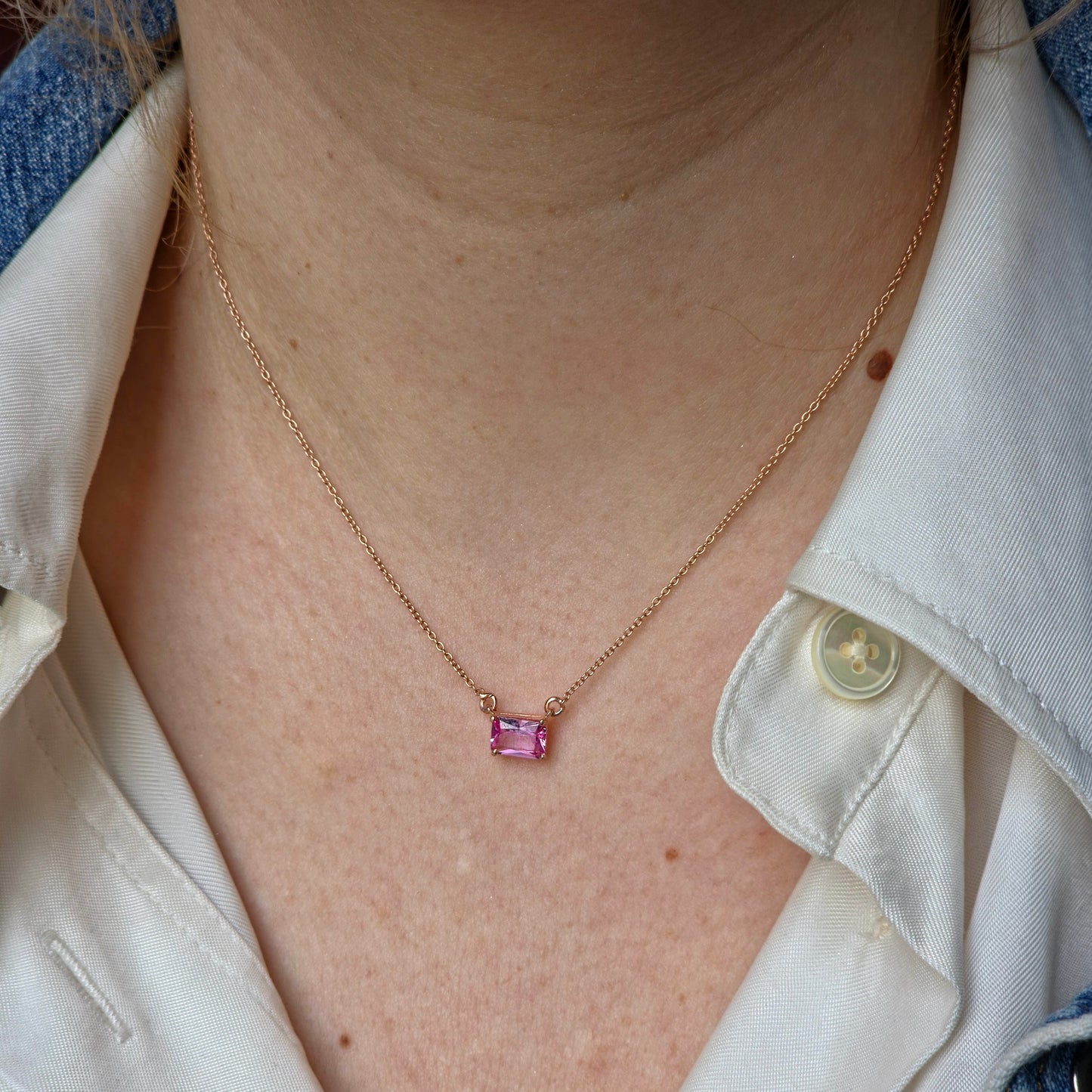 Nexus Solitaire Necklace – Light Pink Sapphire
