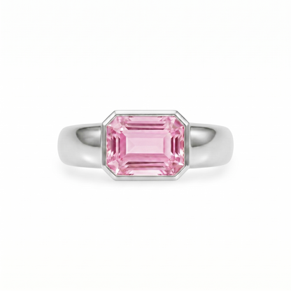 Nexus Lateral Solitaire Ring – Light Pink Sapphire