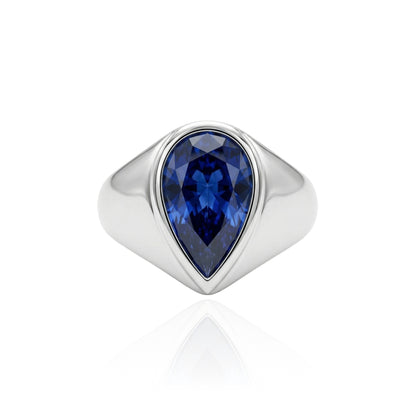 Nova Signet Ring – Blue Sapphire