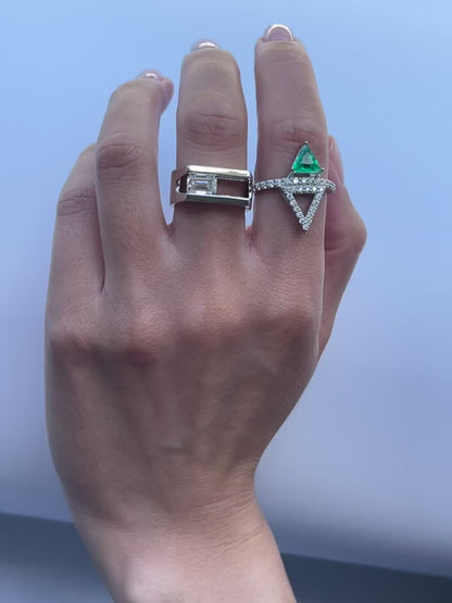 Nexus Journey Ring – Zambian Green Emerald