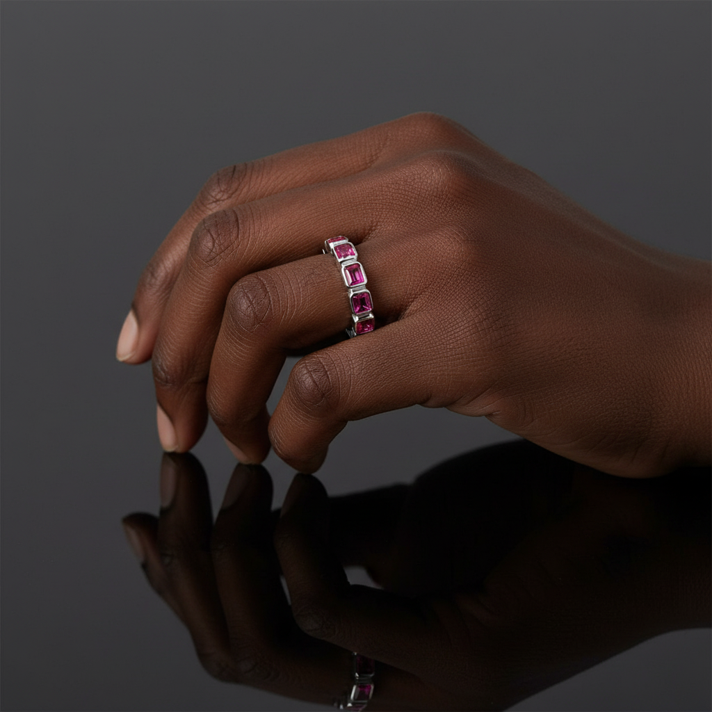 Nexus Lateral Eternity Ring – Red Ruby