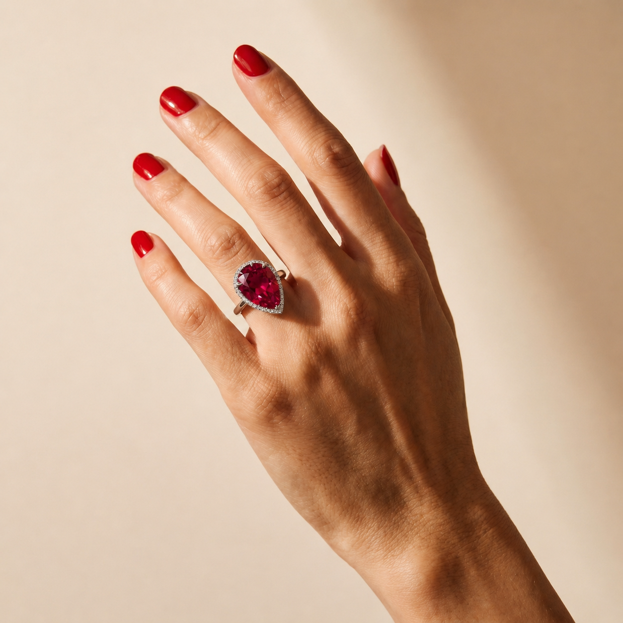 Nova Principessa Ring – Red Ruby