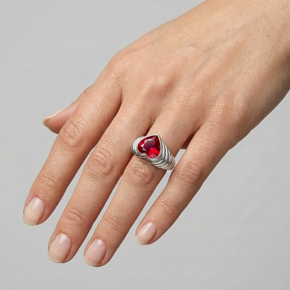 Amore Signet Ring – Red Ruby