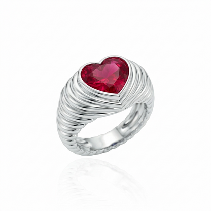 Amore Signet Ring – Red Ruby