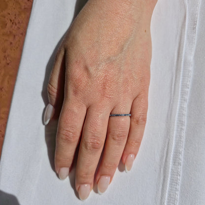 Linea Mini Ring – Teal Blue Spinel