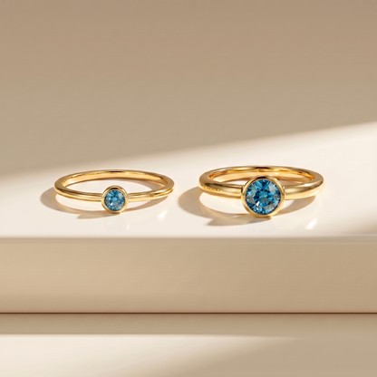 Forma Solitaire Ring – Teal Blue Spinel