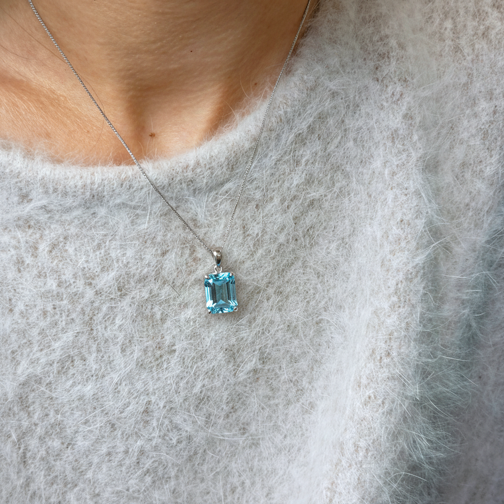 Nexus Statement Pendant – Teal Blue Spinel