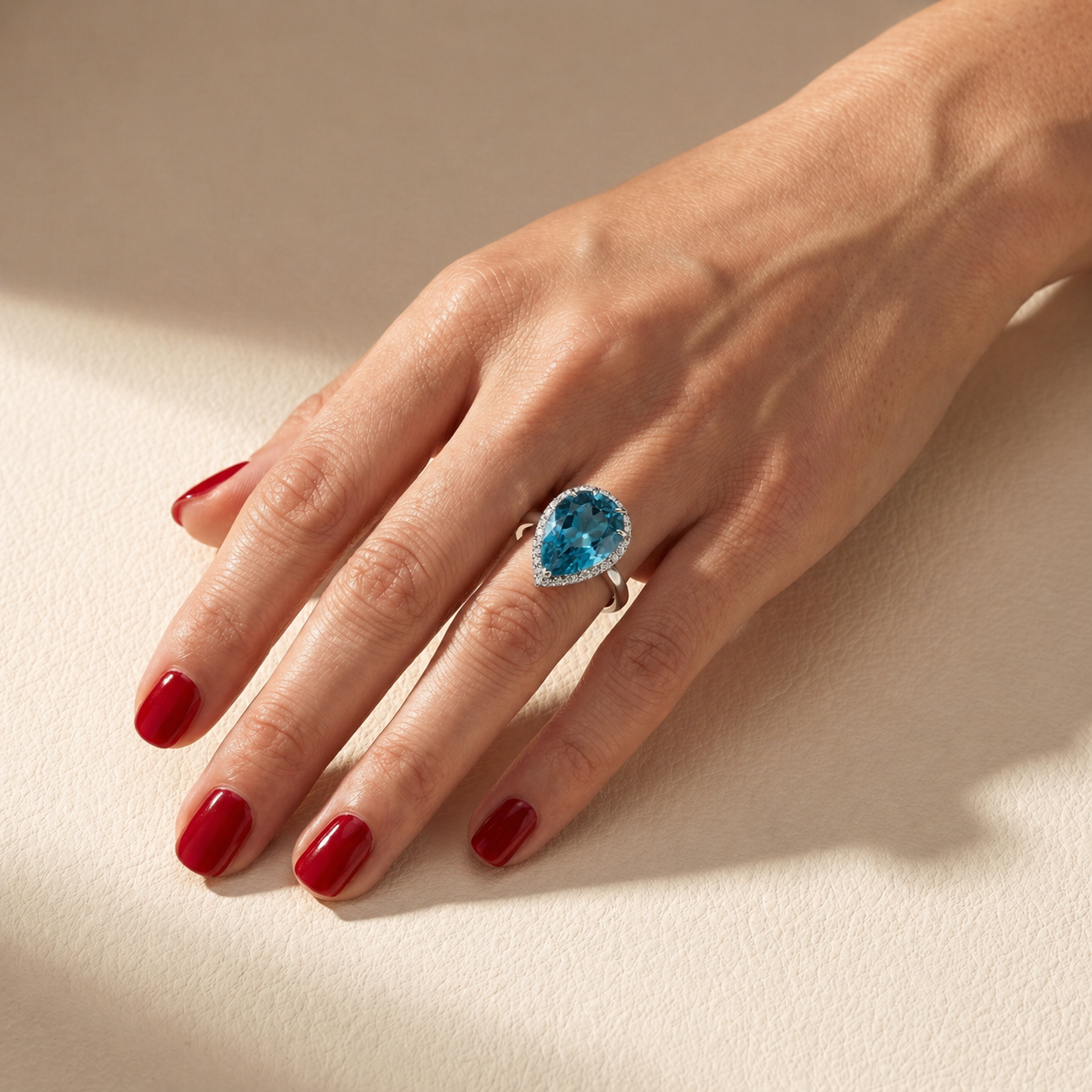 Nova Principessa Ring – Teal Blue Spinel