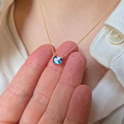 Nexus Solitaire Necklace – Teal Blue Spinel