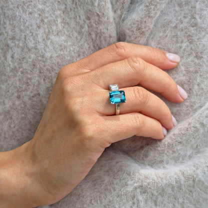 Nexus Open Ring – Teal Blue Spinel