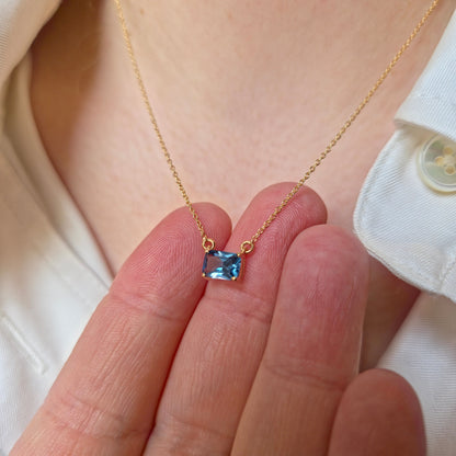 Nexus Solitaire Necklace – Teal Blue Spinel