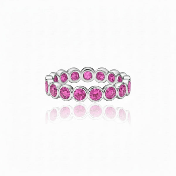 Forma Eternity Ring – Vivid Pink Sapphire