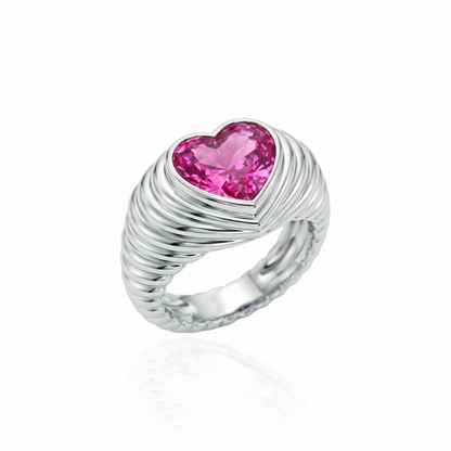Amore Signet Ring – Vivid Pink Sapphire
