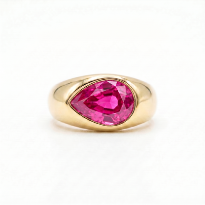 Nova Lateral Signet Ring – Vivid Pink Sapphire