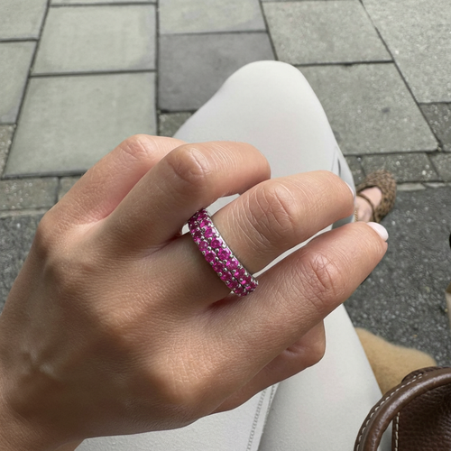 Linea Twin Ring – Vivid Pink Sapphire