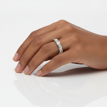 Nexus Lateral Eternity Ring – White Diamond