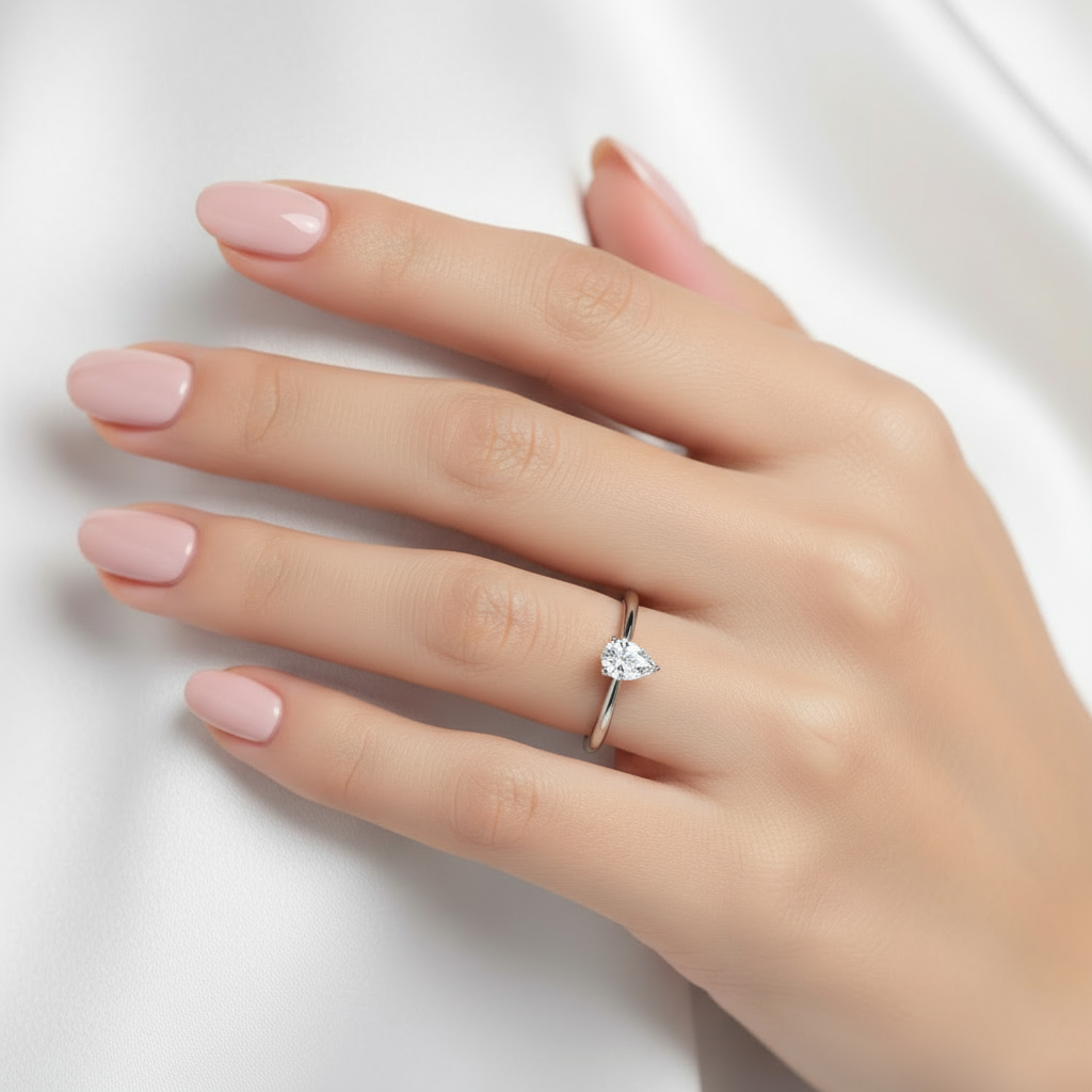 Nova Solitaire Ring – White Diamond