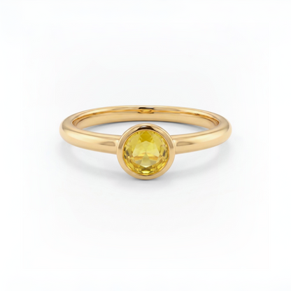 Forma Solitaire Ring – Yellow Sapphire