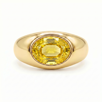 Velara Lateral Signet Ring – Yellow Sapphire