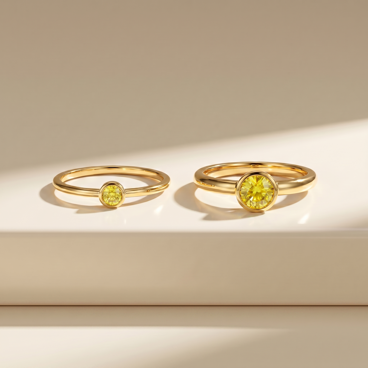 Forma Solitaire Ring – Yellow Sapphire