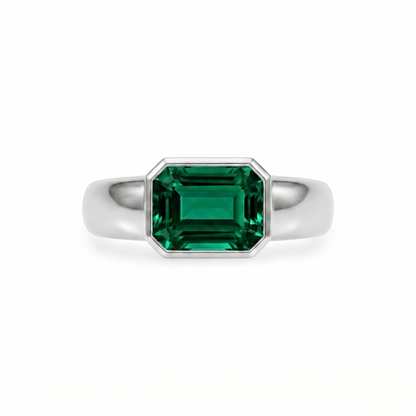 Nexus Lateral Solitaire Ring – Zambian Green Emerald