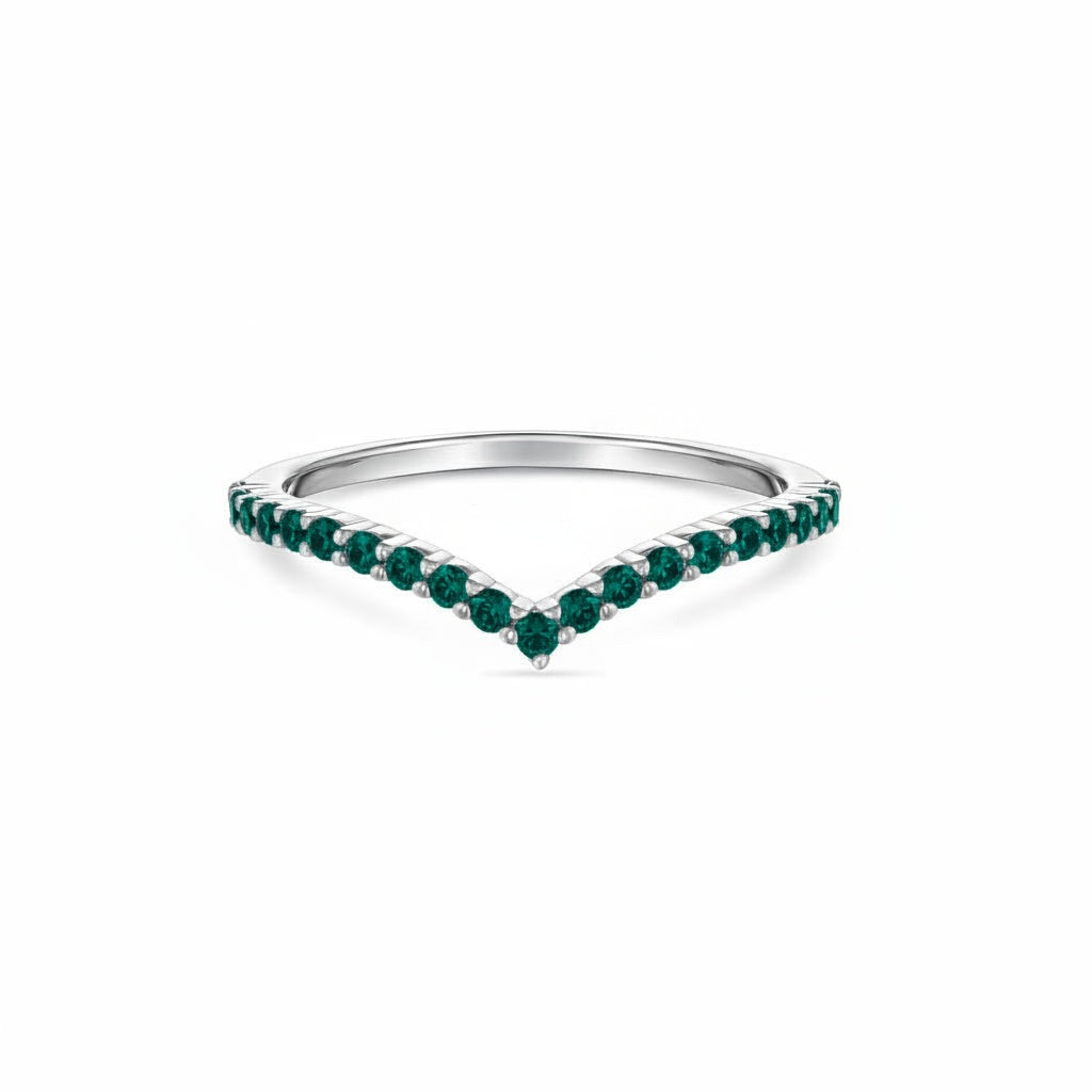 Linea V Demi Ring – Zambian Green Emerald