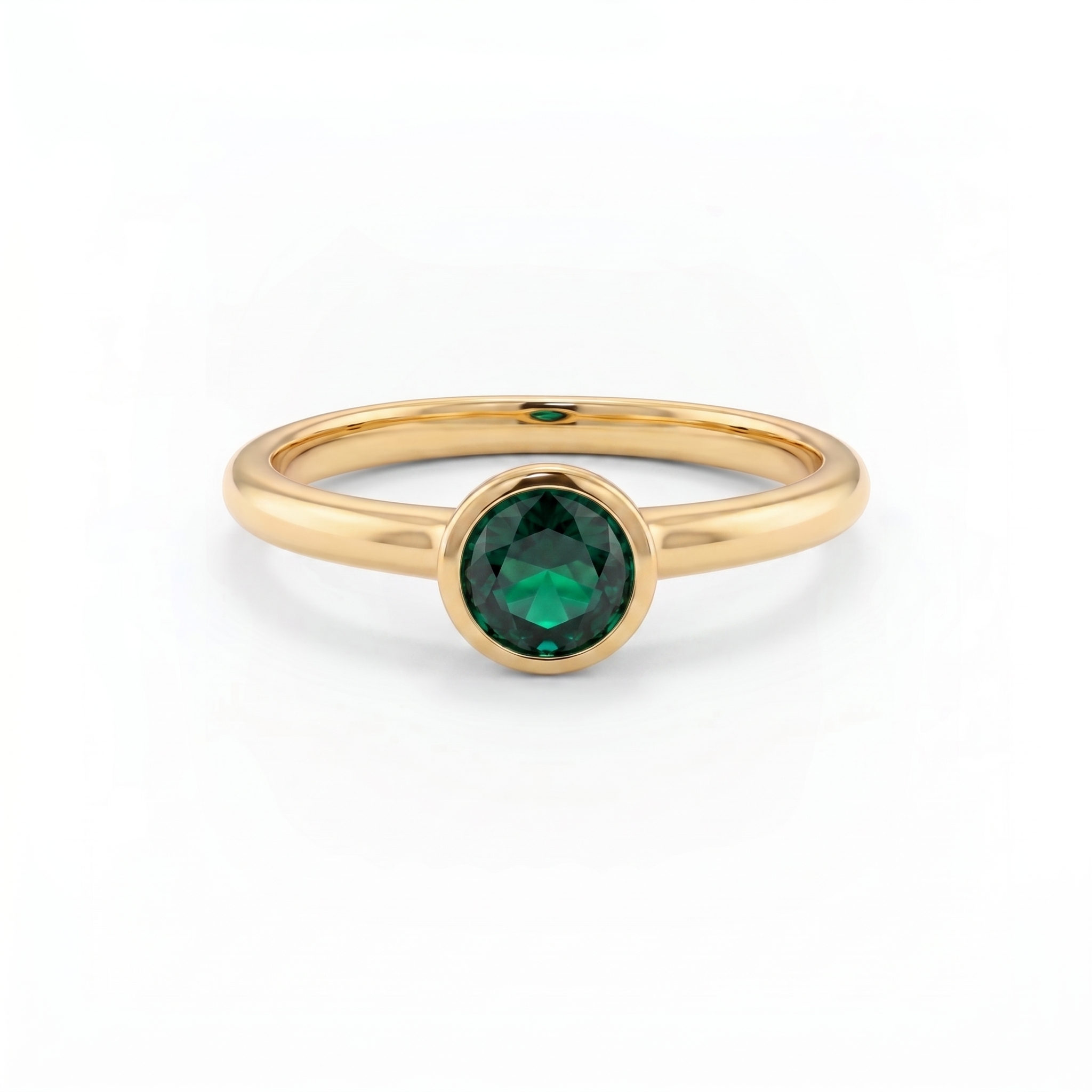 Forma Solitaire Ring – Zambian Green Emerald
