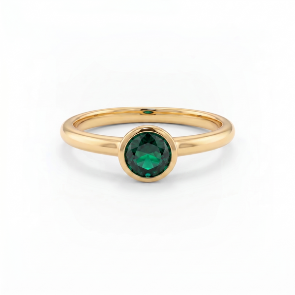 Forma Solitaire Ring – Zambian Green Emerald