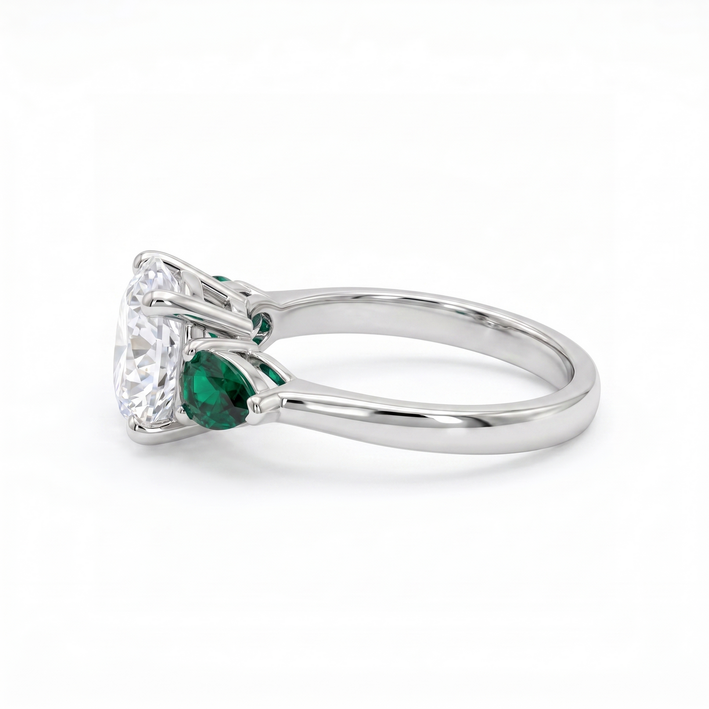 Juno Trio Ring – Zambian Green Emerald
