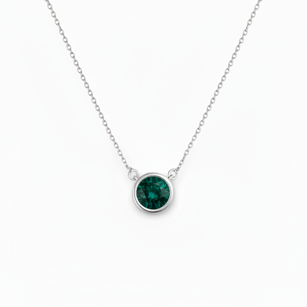 Forma Solitaire Necklace – Zambian Green Emerald