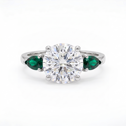 Juno Trio Ring – Zambian Green Emerald