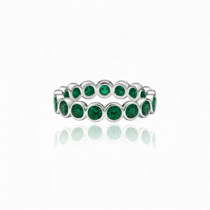 Forma Eternity Ring – Zambian Green Emerald