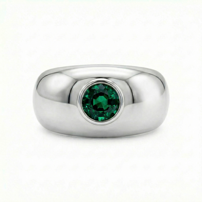 Forma Signet Ring – Zambian Green Emerald